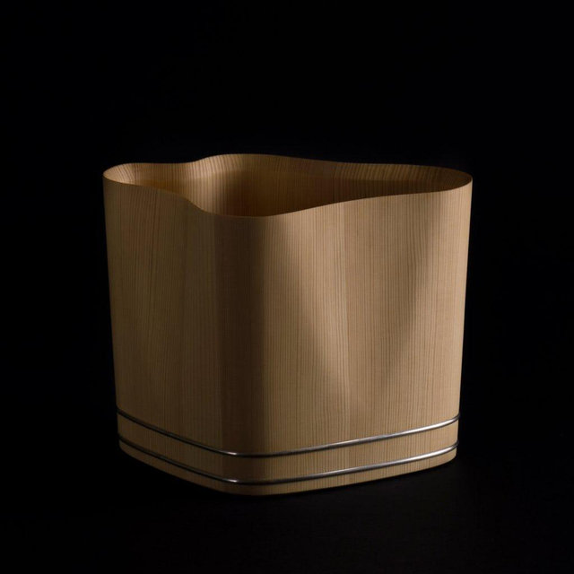 Warped Oke Bucket