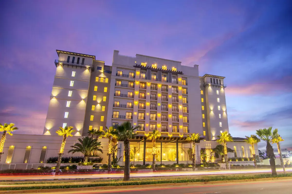 The Wedding Website of Stephanie Abizaid and Alfonso Martínez