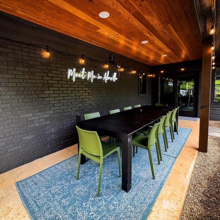Plenty of seating for everyone