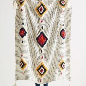Tufted Ayla Throw Blanket