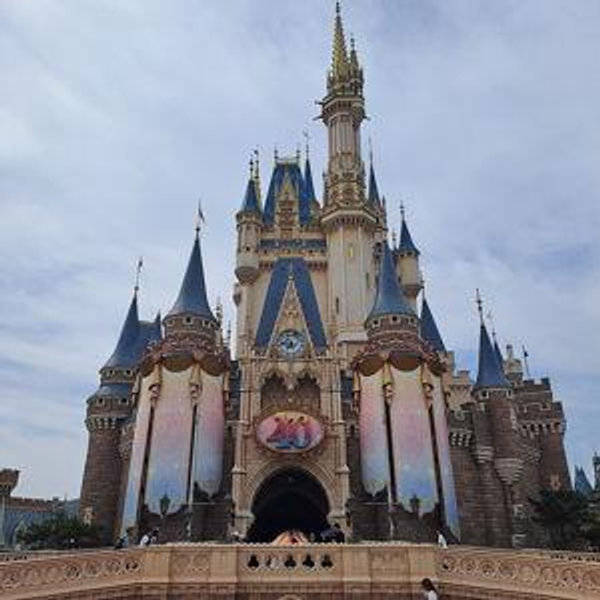 1 Week at Tokyo Disneyland