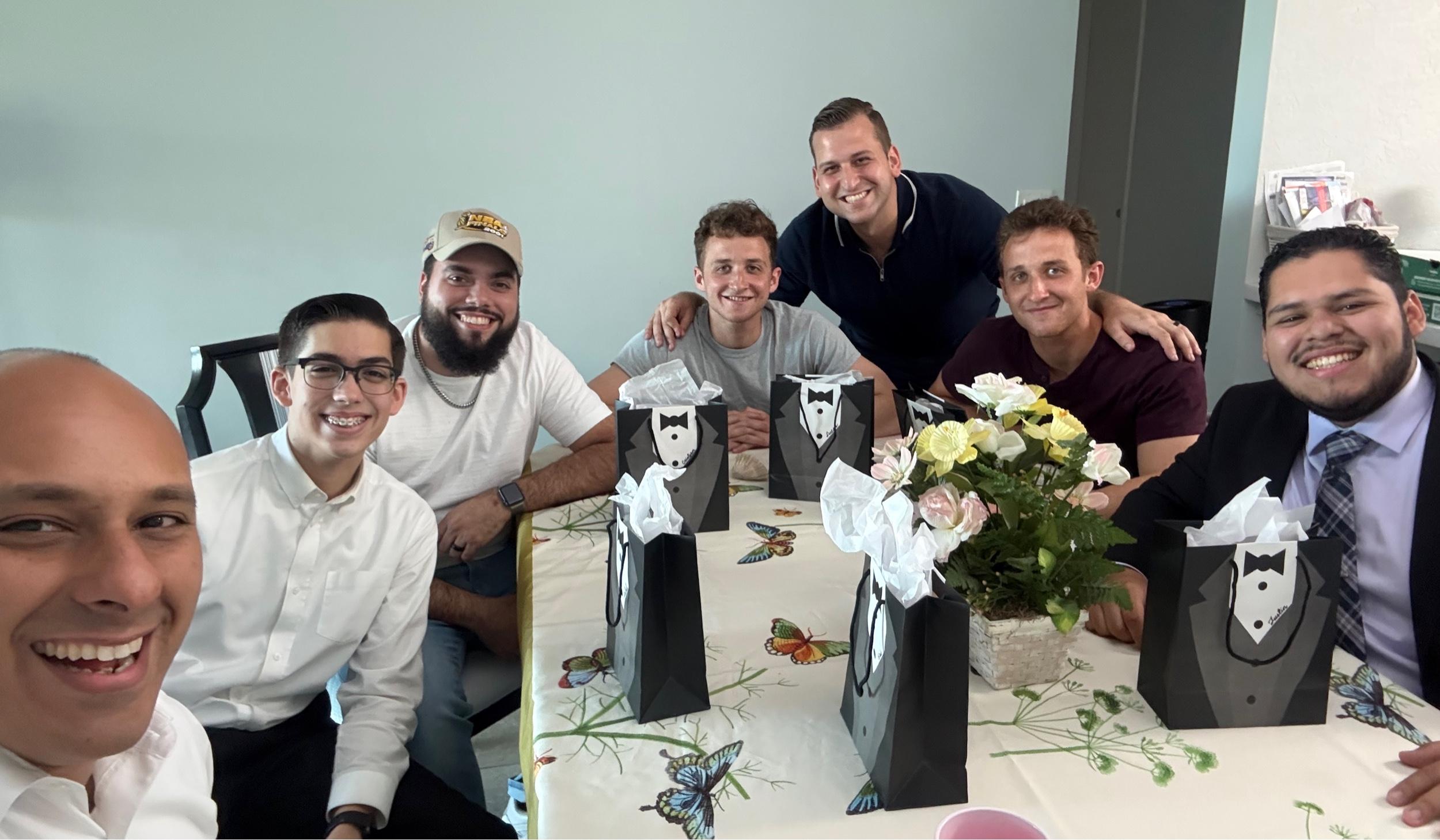 The Wedding Website of Dayanis Diaz and Elian López