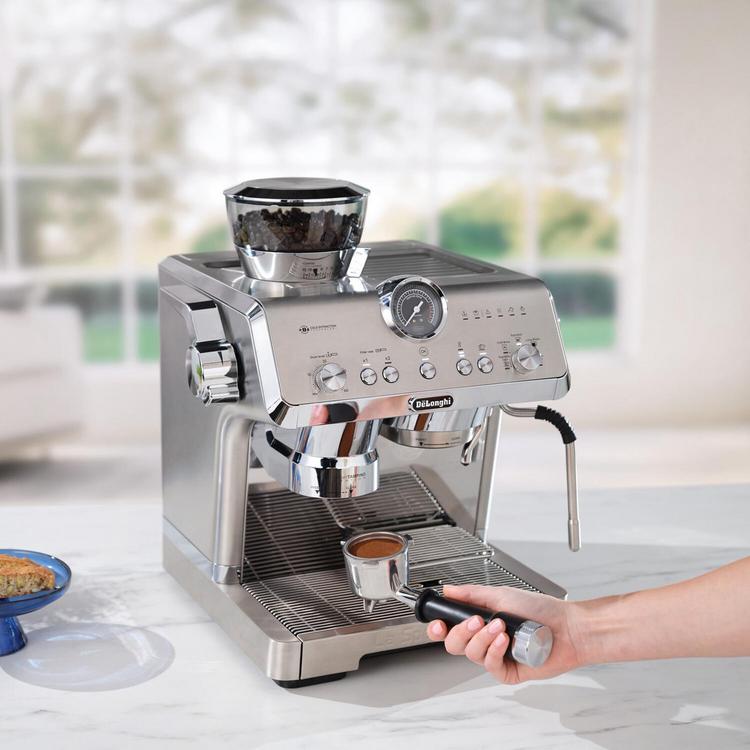 De'Longhi, La Specialista Opera Espresso Machine with Cold Brew | Zola