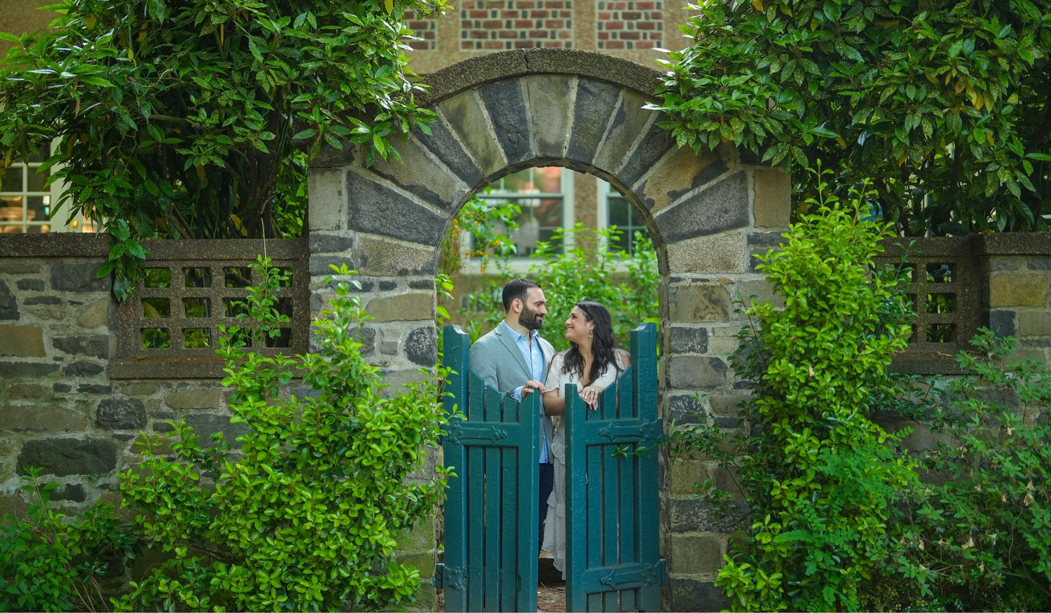 The Wedding Website of Leana Rivera and Michael Kamhi