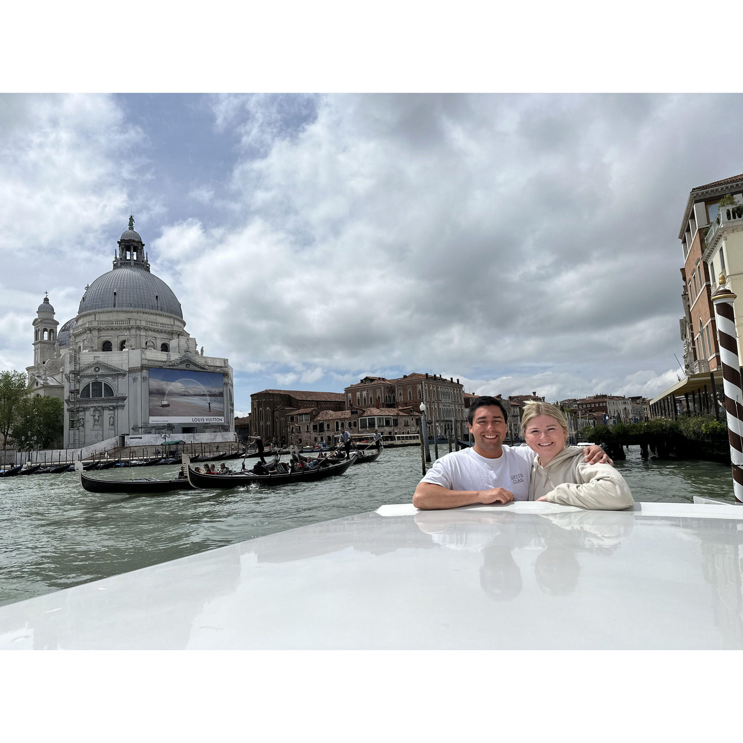 Courtney & Spencer in Venice, Italy❤️