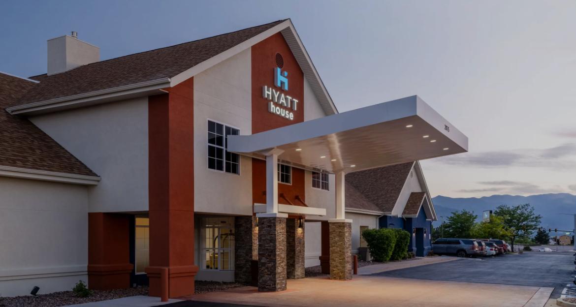 The Wedding Website of Evan Castle and Colleen Peterson