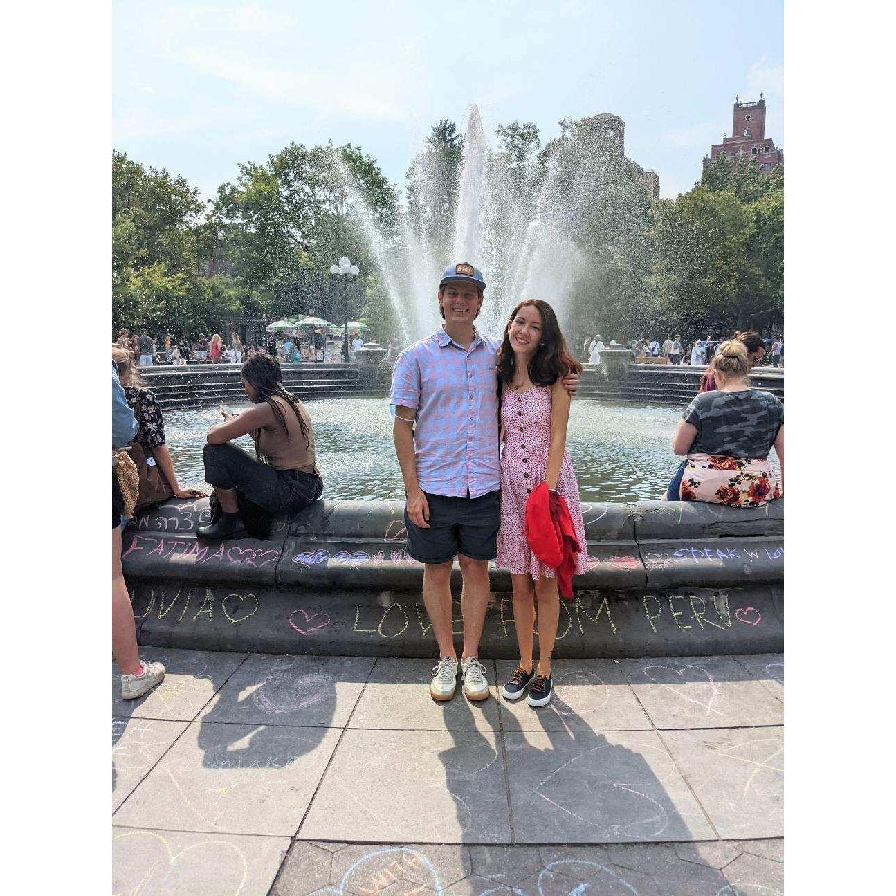 A romantic summer date in Washington Square Park