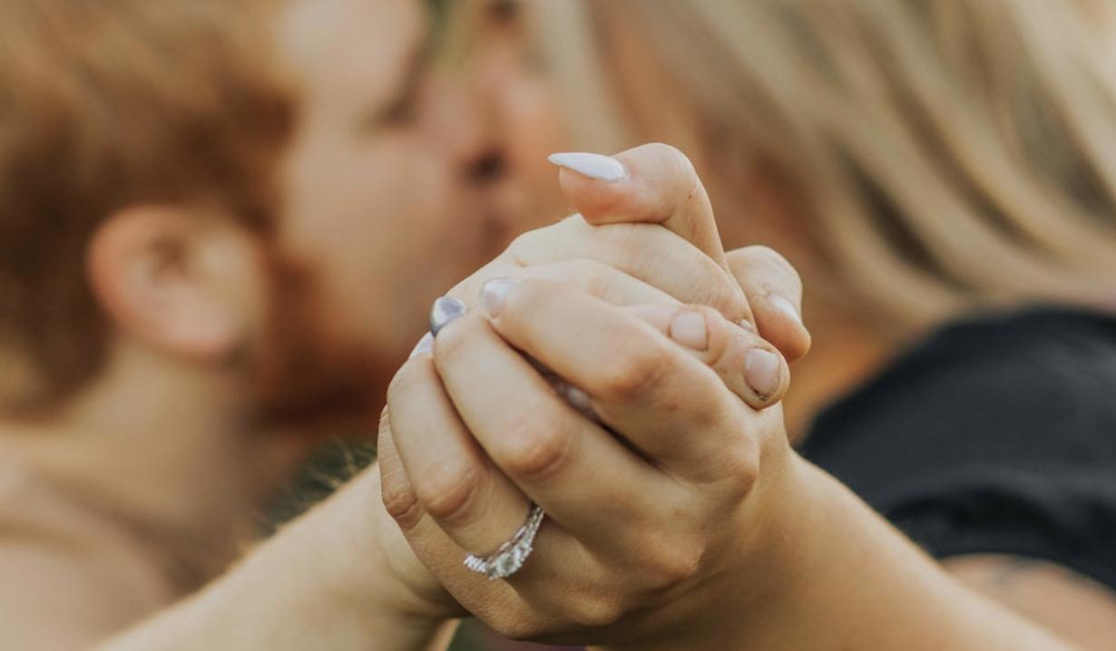 The Wedding Website of Hunter Burt and April Adams