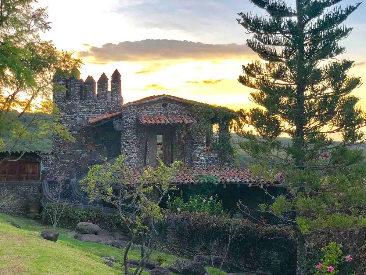 The Wedding Website of Courtney Fappiano and Alberto Tovar Zavala