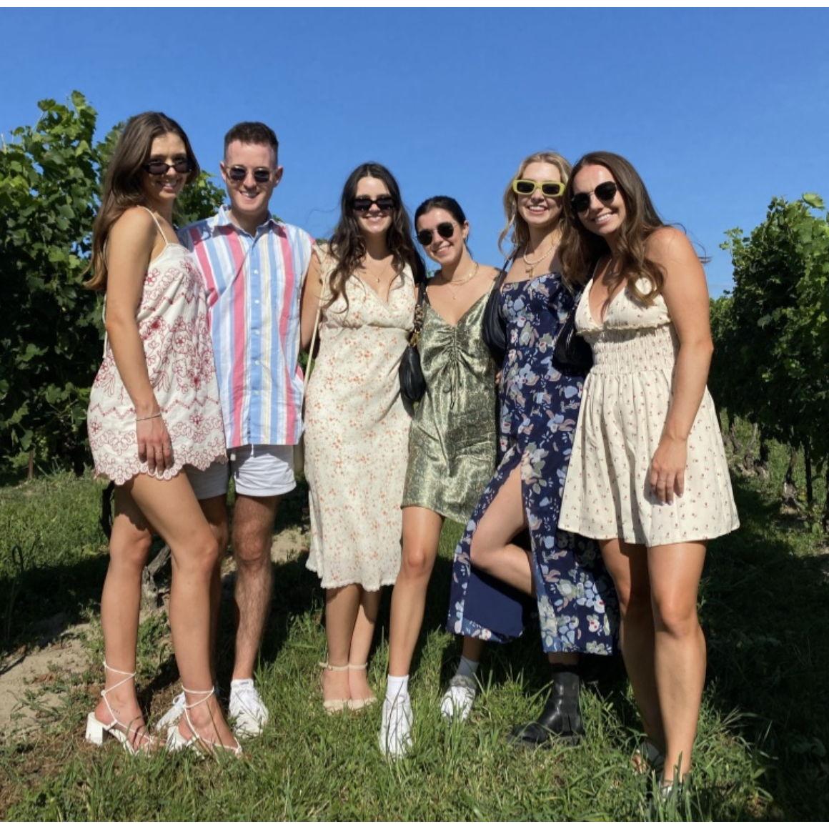 A shot of Emma with her bridesmaids - aka her housemates from Queens