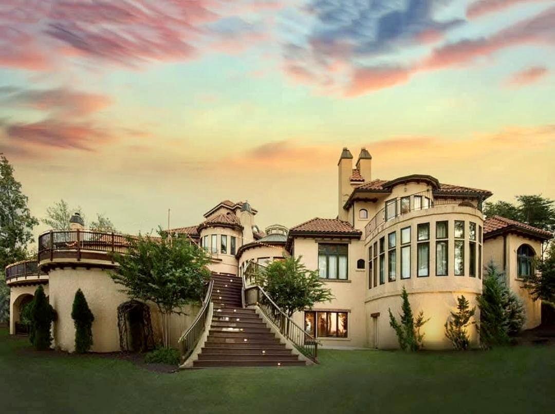 The Wedding Website of Hannah Moerk and Conner Covey