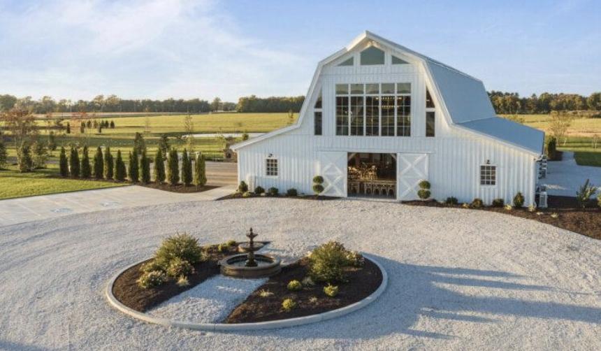 The Wedding Website of Christie Hollenberg and Joshua Ladzinski