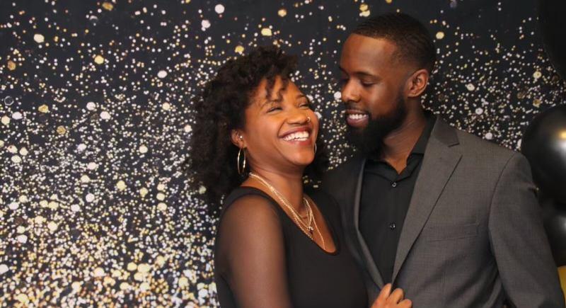 The Wedding Website of India Thomas and Devon Horne