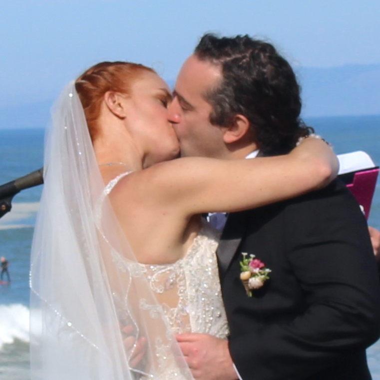 The kiss!