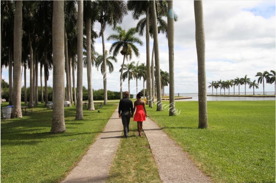 The Wedding Website of Danielle Smith and Jonathan Moore