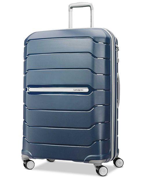 Freeform 28" Expandable Hardside Spinner Suitcase