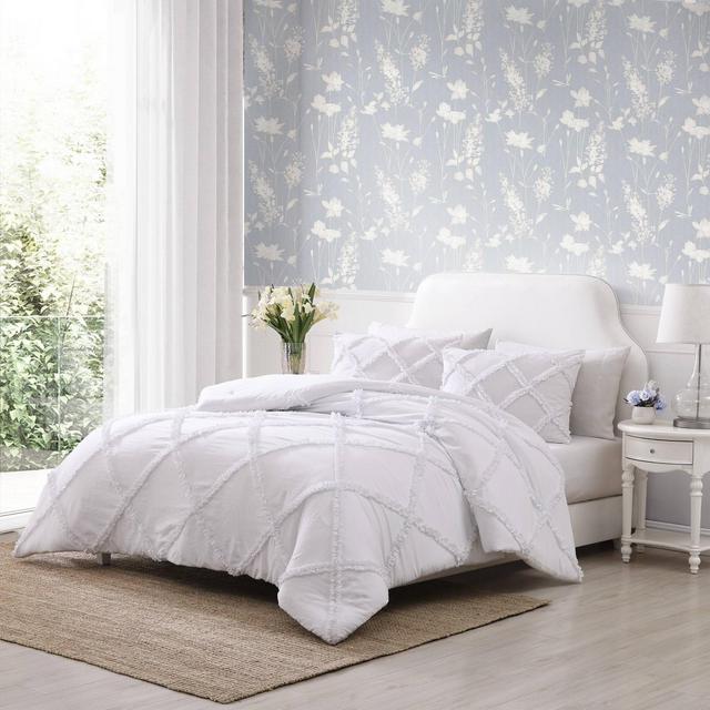 Laura Ashley 2pc Twin Norah Comforter Bedding Set White