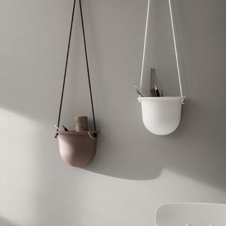 Hanging Vessel