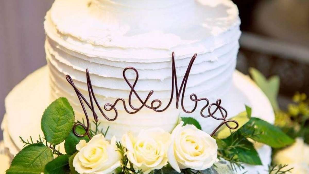 Cakehouse on Main Wedding Cakes & Desserts Zola