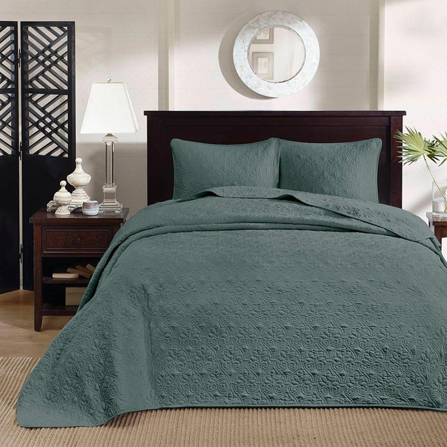 Madison Park King Bedspread Set Reversible Damask Quilted Oversized Coverlet, Cotton-Filled Quilts Oversized, All Season, Lofty & Warm Bedspread, Quebec, Balsam Green 3 Piece