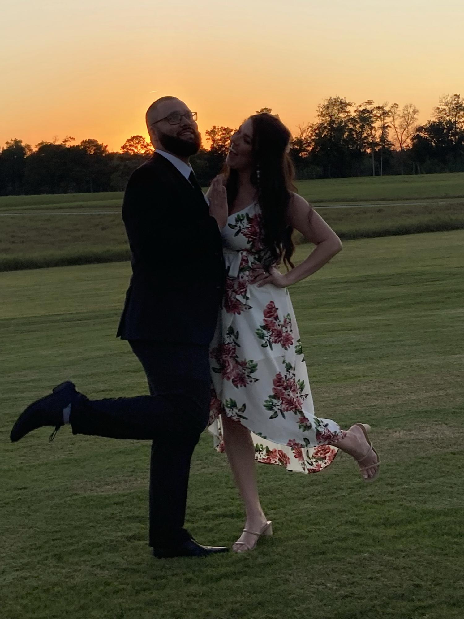 A wedding in North Carolina, one day after we became engaged! We love the green plants, and clean air here 🤌🏼