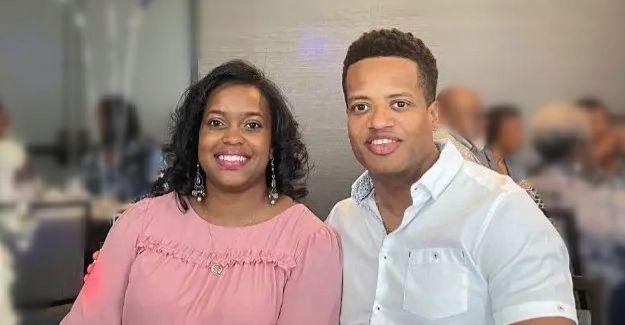 The Wedding Website of Rochelle Rennie and Jarad Saunders
