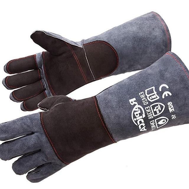 RAPICCA 16 Inches,932℉,Leather Forge/Mig/Stick Welding Gloves Heat/Fire Resistant, Mitts for Oven/Grill/Fireplace/Furnace/Stove/Pot Holder/Tig Welder/Mig/BBQ/Animal handling glove with 16 inches Extra Long Sleeve– GreyBlack