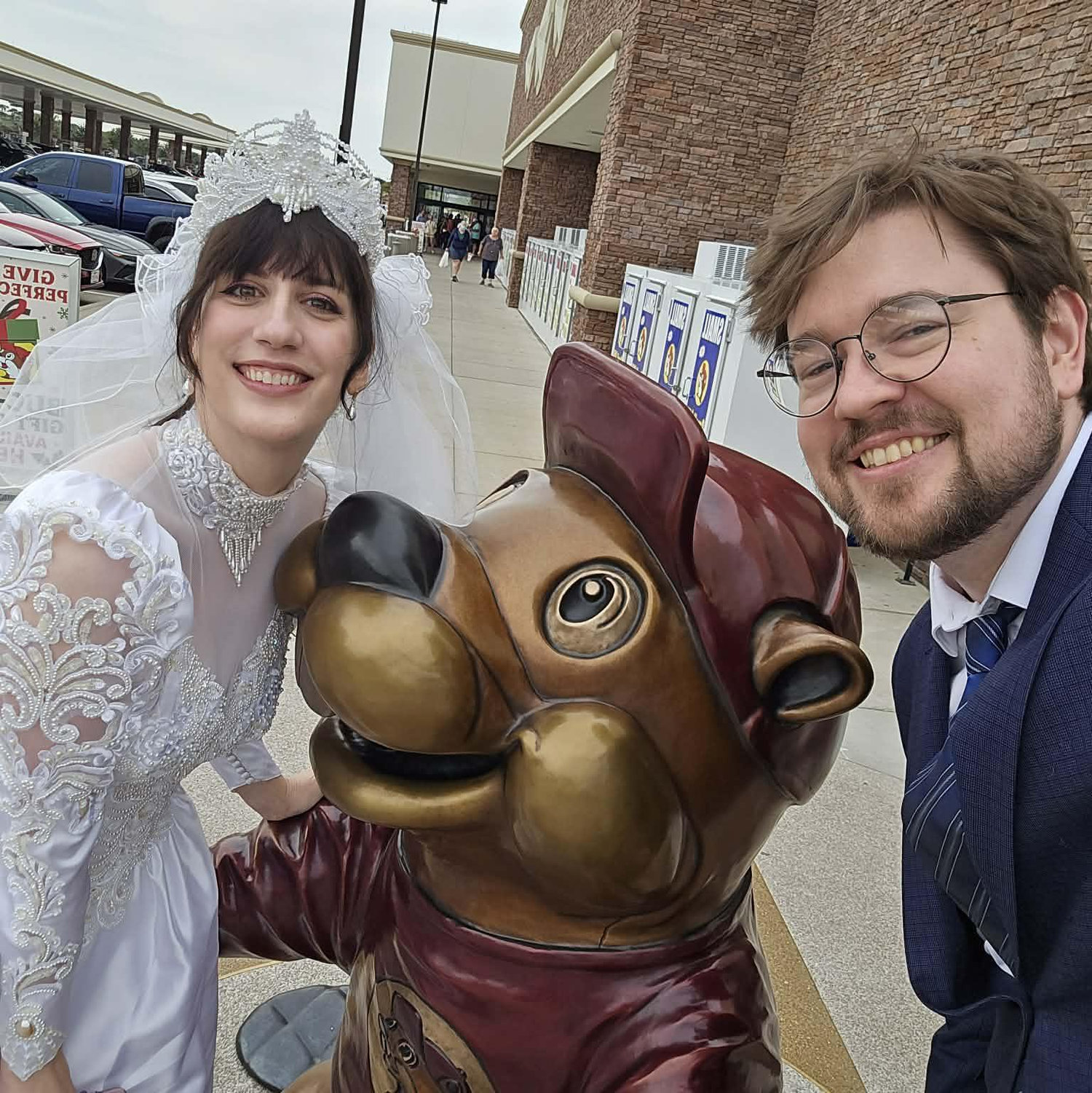 Married with Buccee as our officient