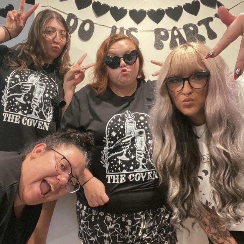 Bat-cherolette party 🦇