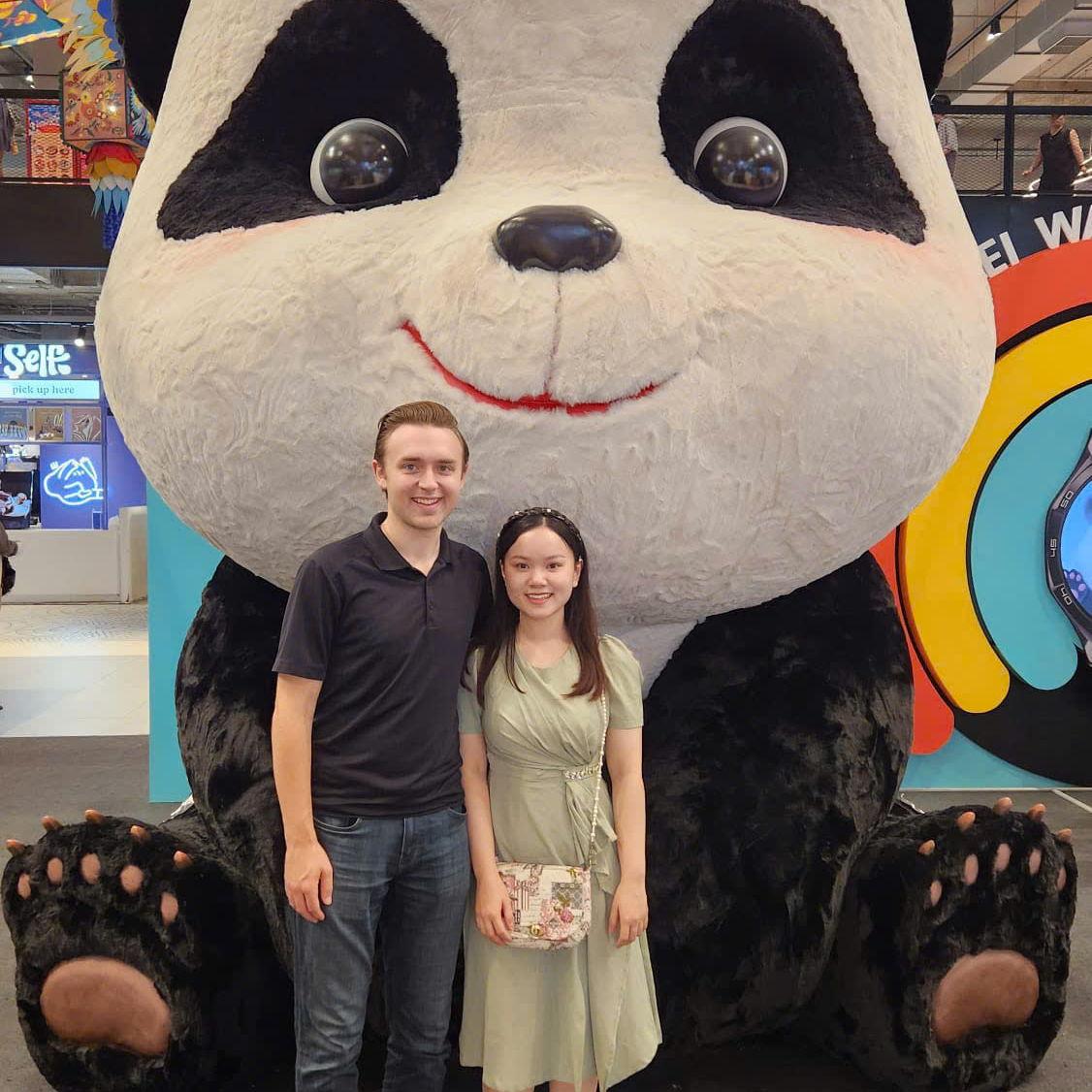 Giang visits Warner's parents in Bangkok January 2025