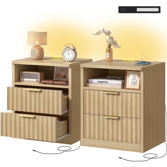 TEENFON Fluted Nightstands Set of 2, Night Stand with Charging Station and LED Light, Storage Drawer and Open Shelf, Modern Bedside Table for Small Space, for Bedroom, Natural