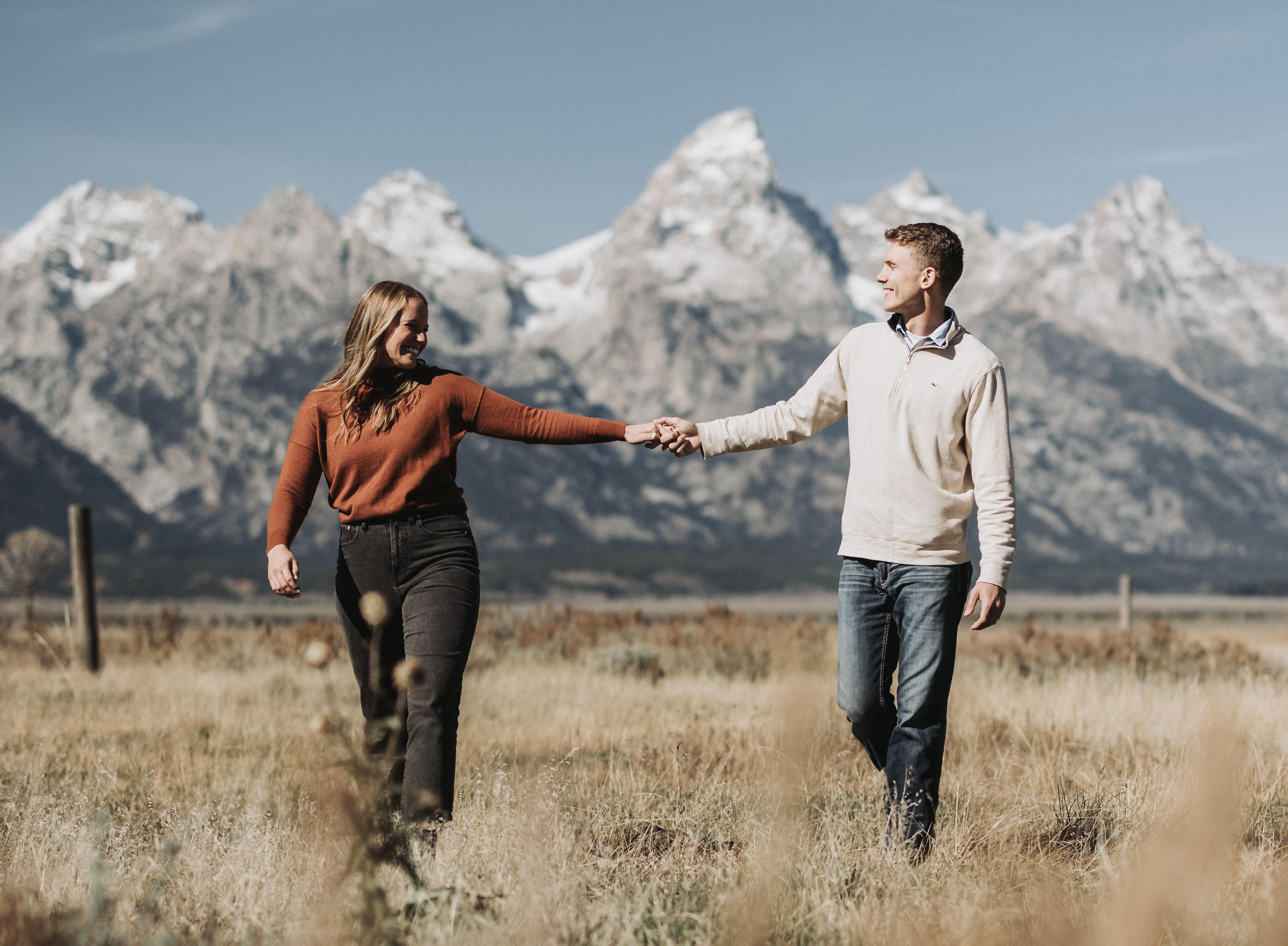 The Wedding Website of Josie Schnakenberg and Tanner Sand