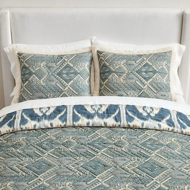 Fez Handcrafted Reversible Quilt, Blue, Full/Queen