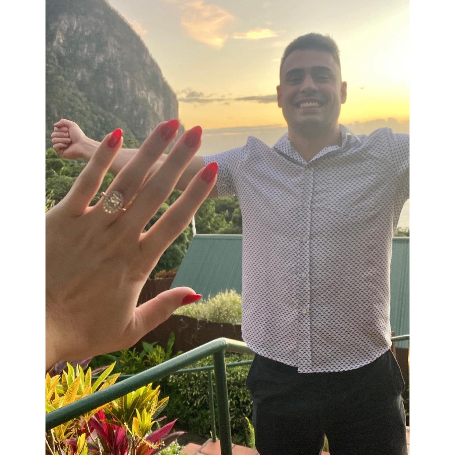 Moments after Hannah said "Yes!".