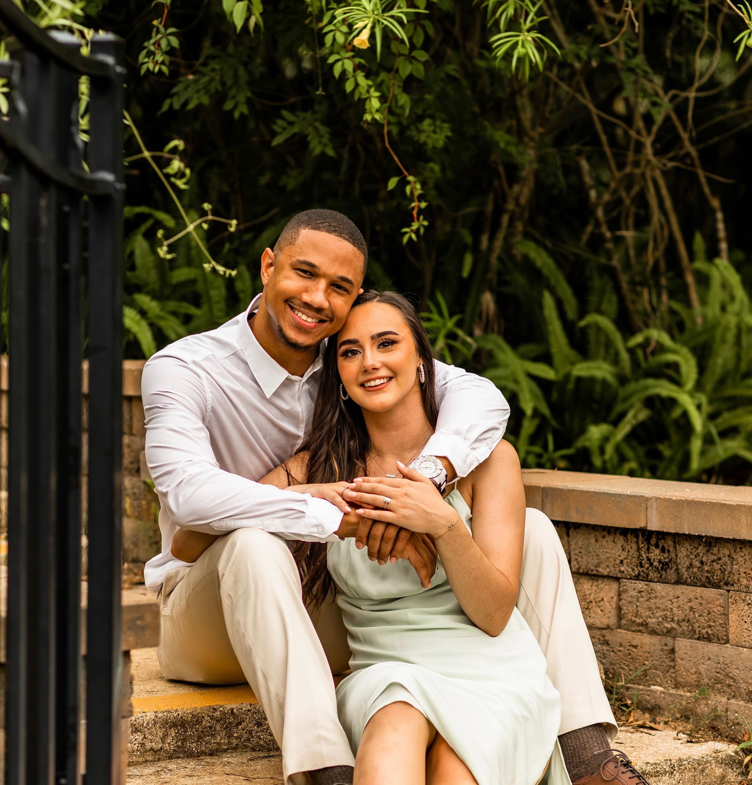 The Wedding Website of Ellé Newton and Tim Bailey