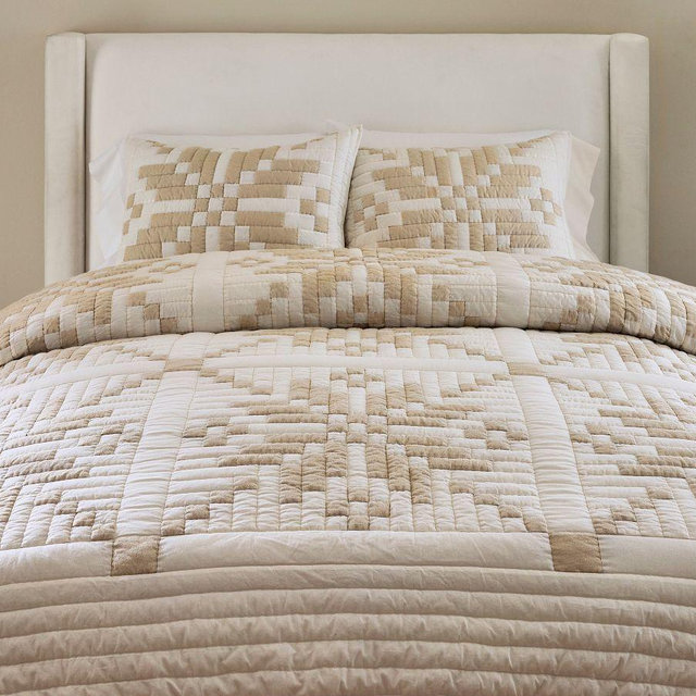 Shimmer Snowflake Quilt, White/Flax, Full/Queen