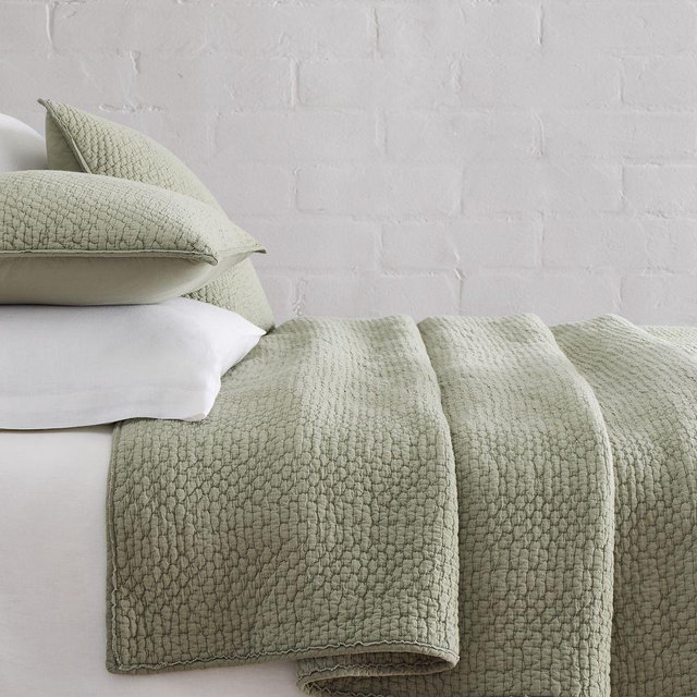 Reflections Matelasse Full/Queen Quilt, Celadon