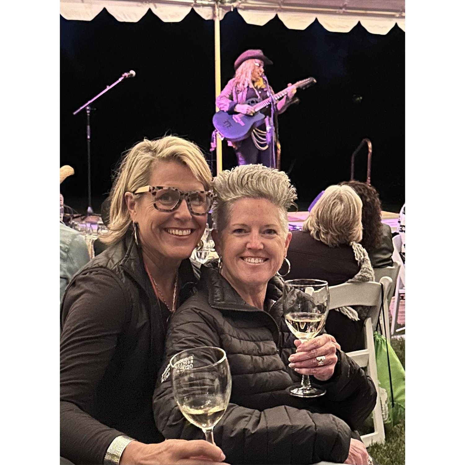 We had the privilege to be the wine sponsor at a charity event benefiting Melissa Etheridge's foundation along with Believe Ranch and Rescue. A truly magical night.