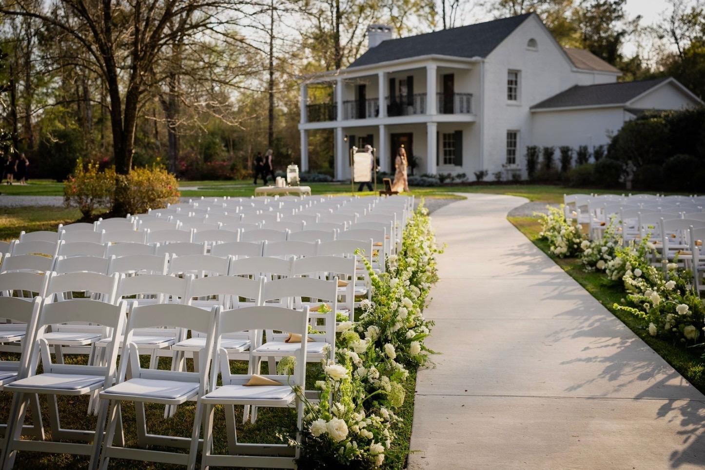 The Wedding Website of Zoe Chauvin and Kyle LeRouge