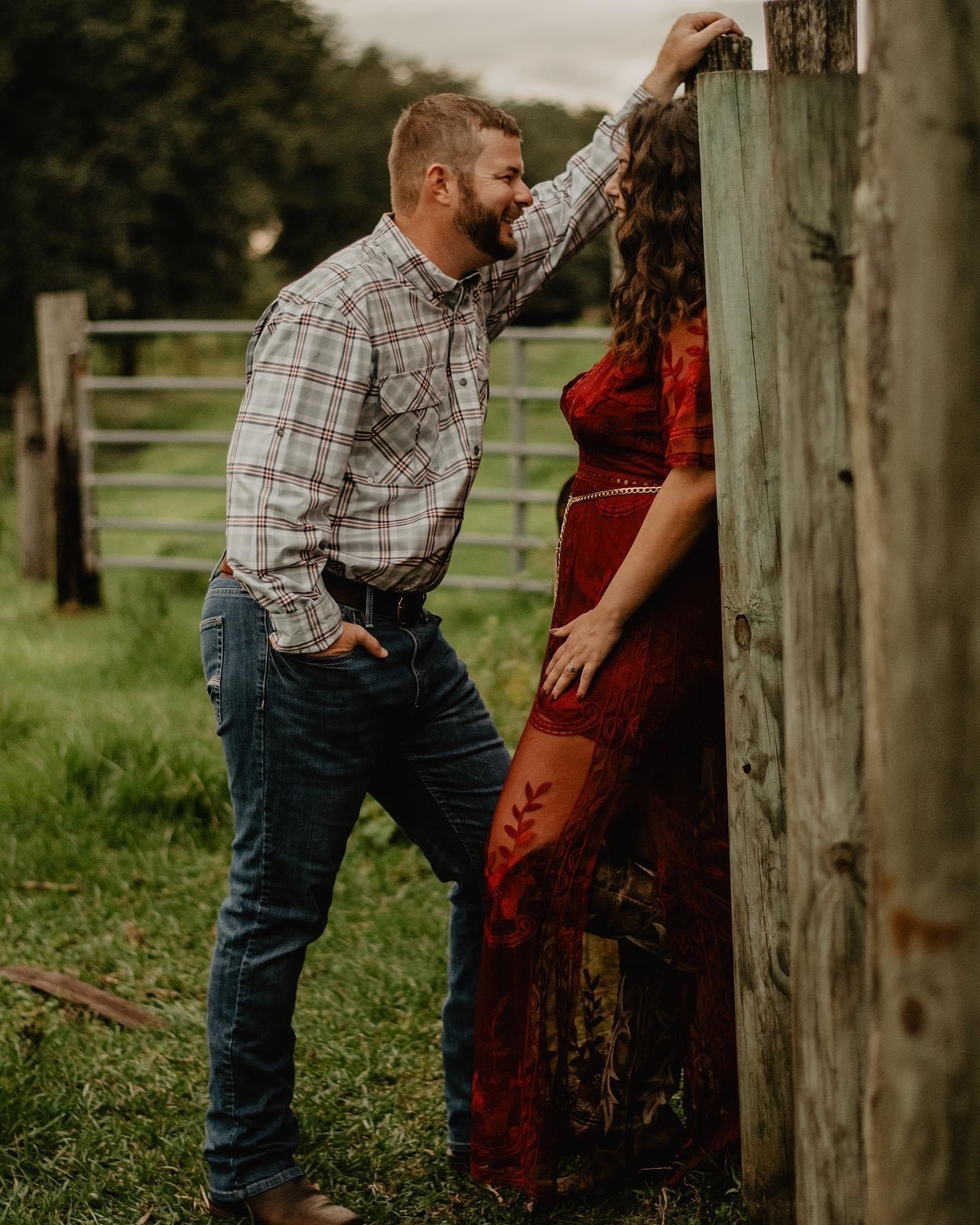 The Wedding Website of Kaylee Crawford and Travis West