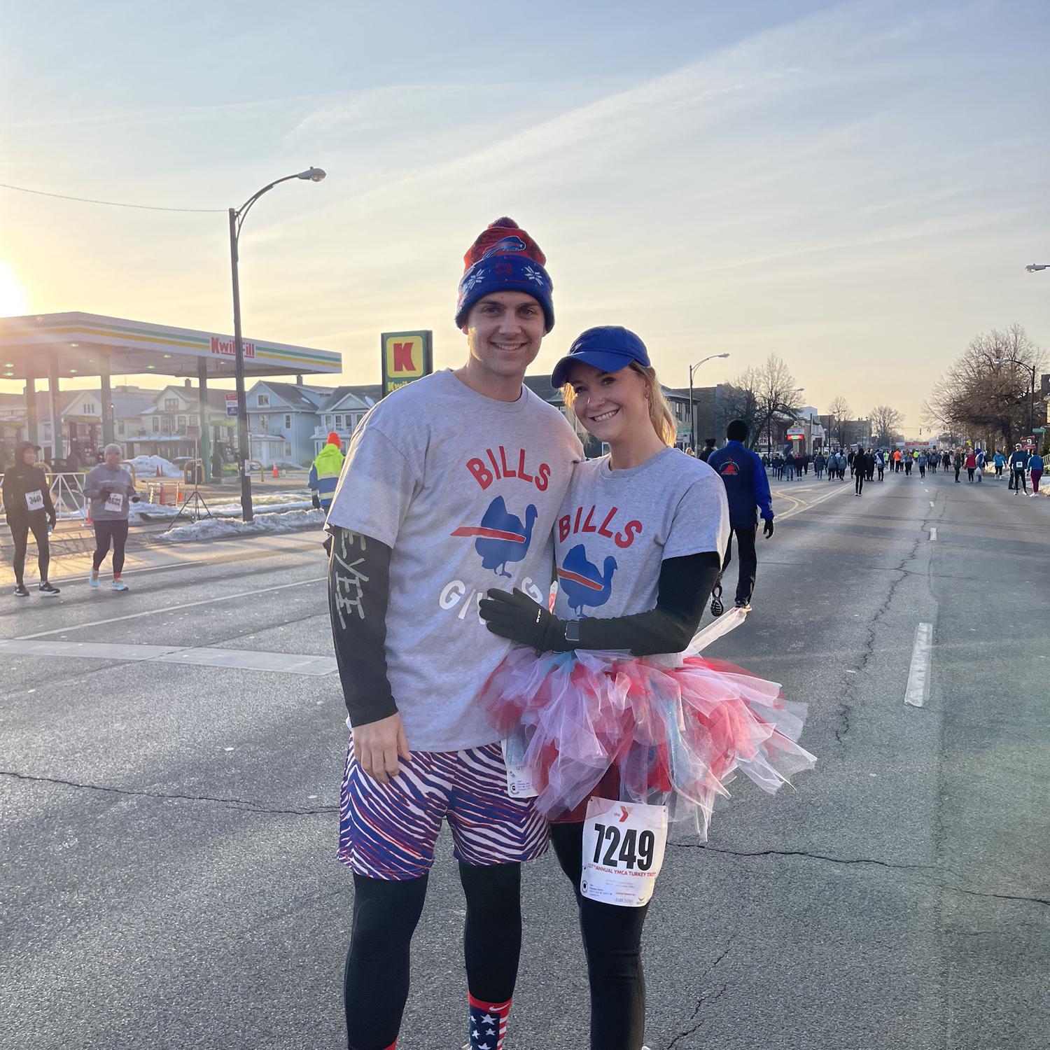 Emmas First Turkey trot with the Chenezs 💛 2022