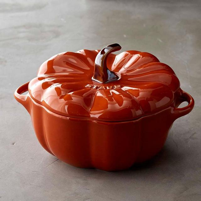 Staub Ceramic Stoneware Pumpkin Cocotte, 3/4-Qt., Orange