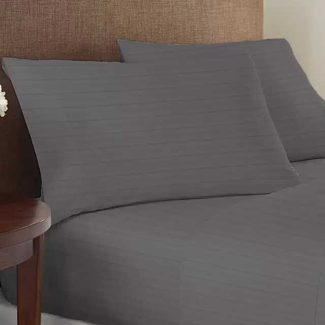 Nestwell™ Egyptian Cotton Sateen 625-Thread-Count Queen Sheet Set in Quiet Shade Stripe