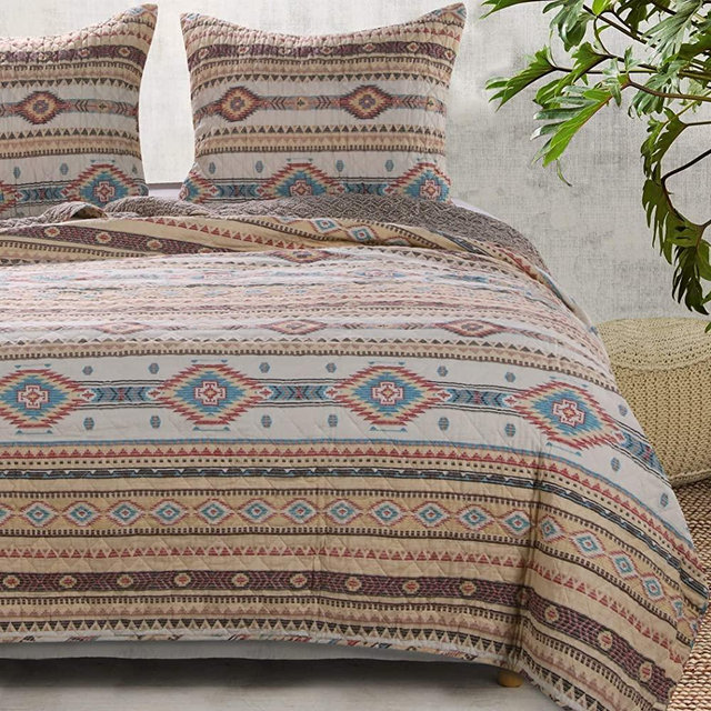 Barefoot Bungalow Phoenix Quilt Set, Full/Queen, Tan