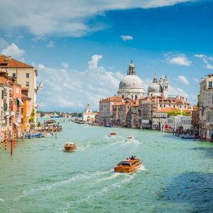Venice in a Day: St. Marks Basilica, Doge's Palace, Gondola Ride