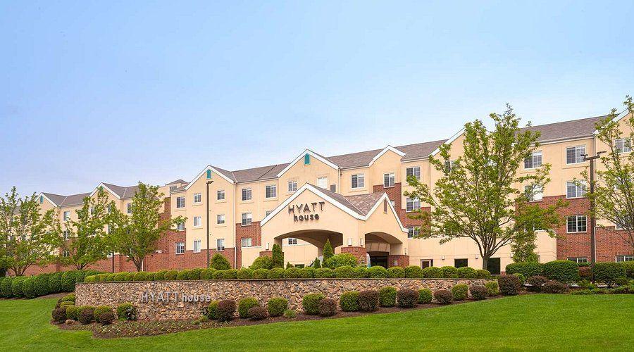 The Wedding Website of Lauren Steigerwald and Christopher Bonanno