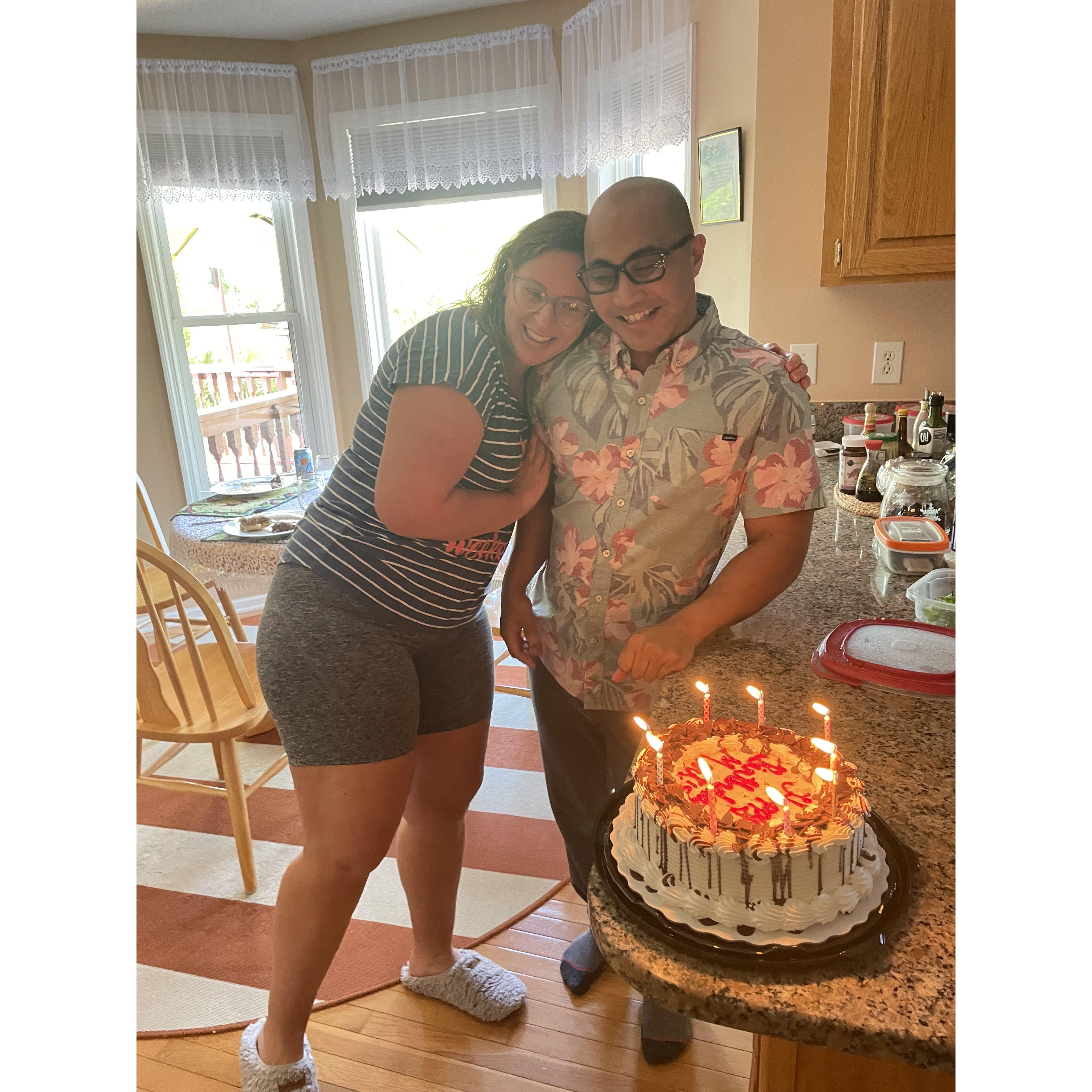 Ice cream cake bliss!