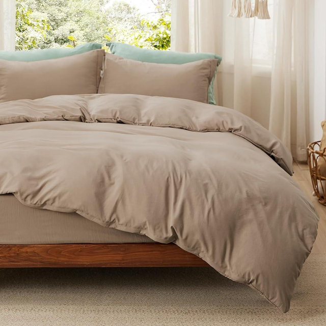Bedsure Duvet Cover King Size with Fitted Sheet - 4 Pieces Prewashed Extra Soft Bedding Set, Includes 1 Duvet Cover 104x90 Inches with Zipper Closure, 2 Pillow Shams, 1 Fitted Sheet, Deep Beige
