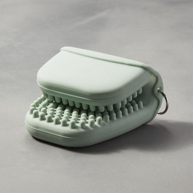 Silicone Pistachio Green 4" Pinch Mitt