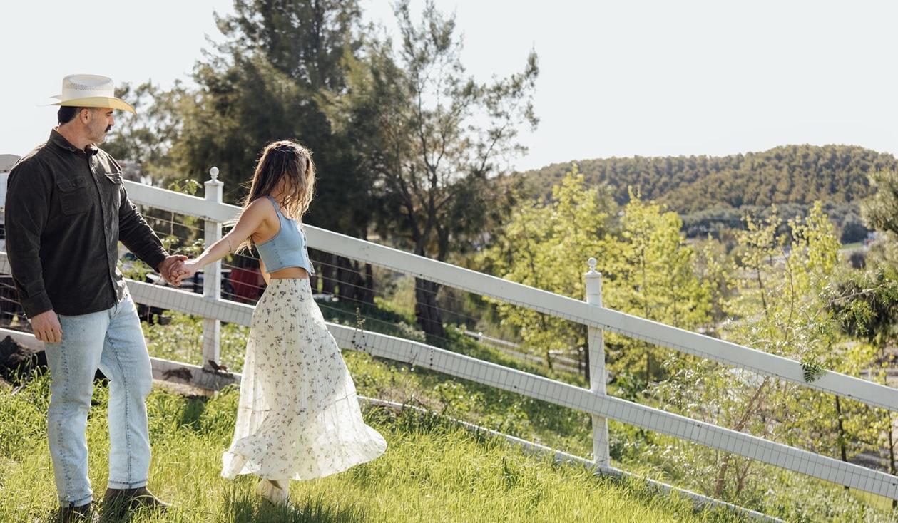 The Wedding Website of David Linzey and Sabryna Costello